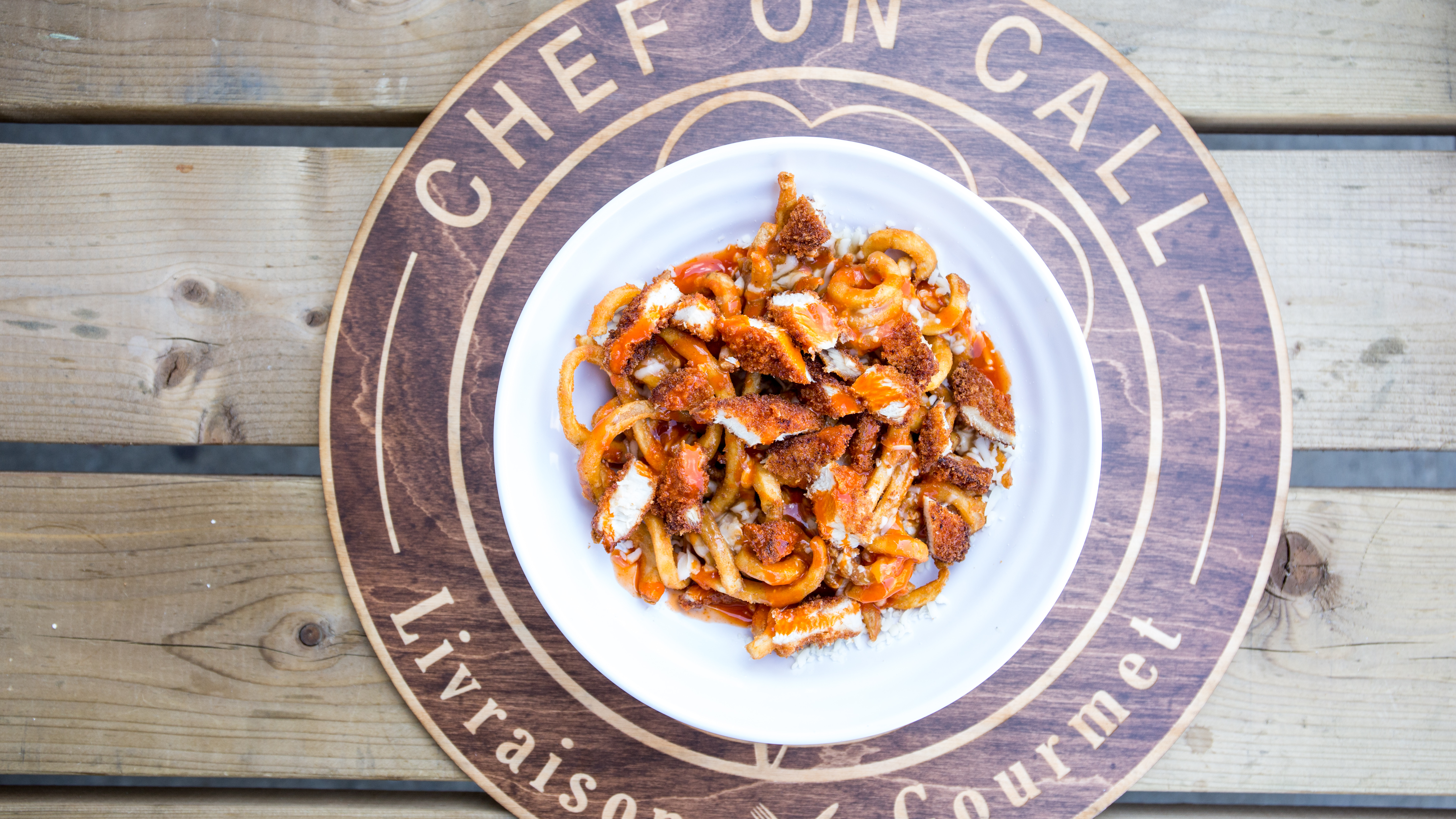 Buffalo Poutine - Golden fries, melted mozzarella, sliced hand-bread...